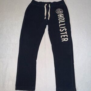 Hollister navy Sweatpants with Cream Logo and Drawstring size medium